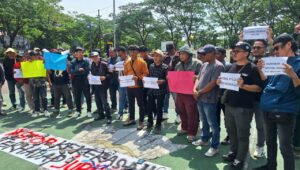 916be57245e84ddb94674e423ce92d1b